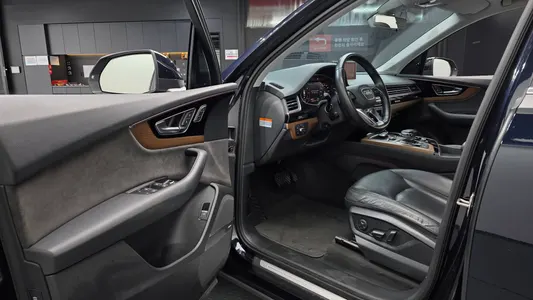 Audi Q7 (4M) 35 TDI Tech 2016 9