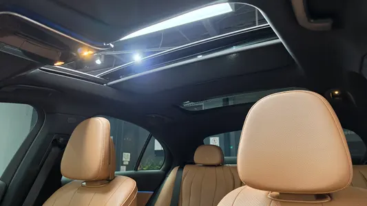 Mercedes-Benz E-Class W214 E220d 4MATIC 2024 15