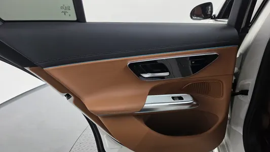 Mercedes-Benz E-Class W214 E220d 4MATIC 2024 25