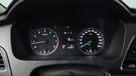 Hyundai LF 2.0 2015 8