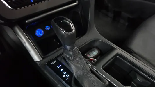 Hyundai LF 2.0 2015 9