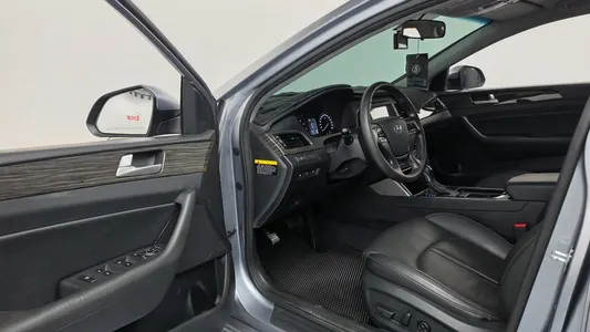 Hyundai LF 2.0 2015 10