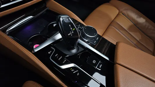 BMW 5 Series (G30) 520i 2021 9