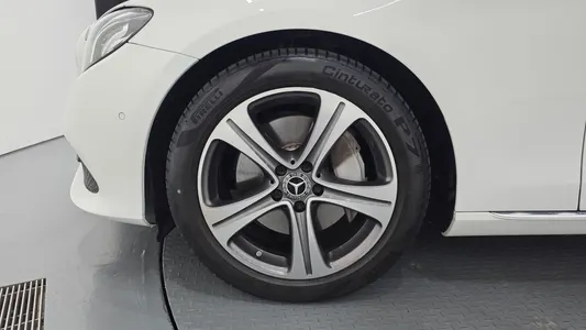 Mercedes-Benz E-Class W213 E300 2018 5