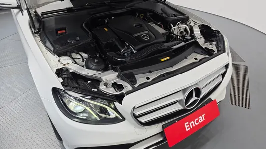 Mercedes-Benz E-Class W213 E300 2018 6