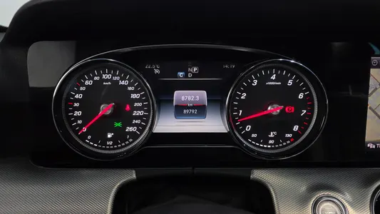 Mercedes-Benz E-Class W213 E300 2018 8