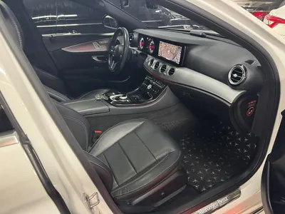 Mercedes-Benz E-Class W213 E300 2018 11