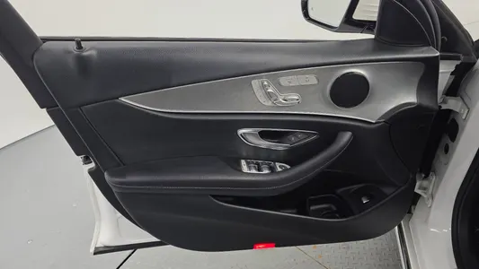 Mercedes-Benz E-Class W213 E300 2018 24