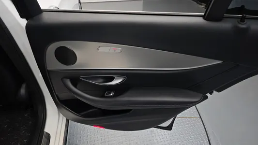 Mercedes-Benz E-Class W213 E300 2018 25