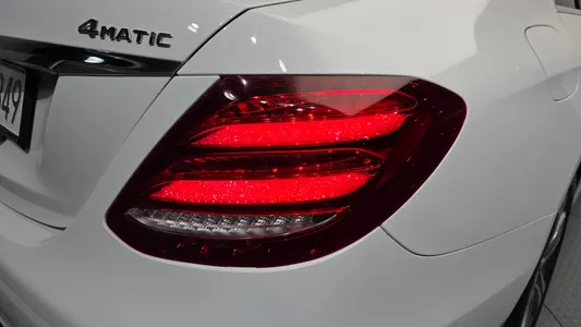 Mercedes-Benz E-Class W213 E300 2018 23