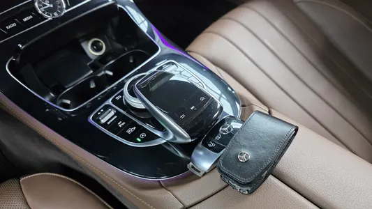 Mercedes-Benz E-Class W213 E300 4MATIC 2018 18