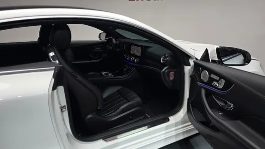 Mercedes-Benz E-Class W213 E220d 2017 11