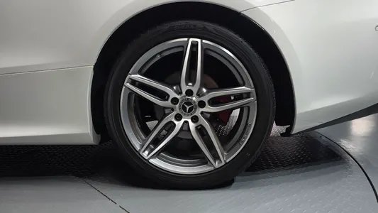 Mercedes-Benz E-Class W213 E220d 2017 22