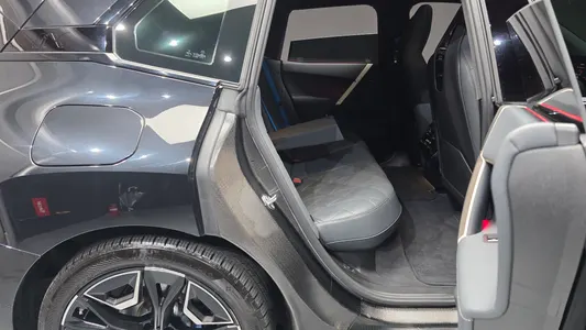 BMW iX xDrive50 2022 11