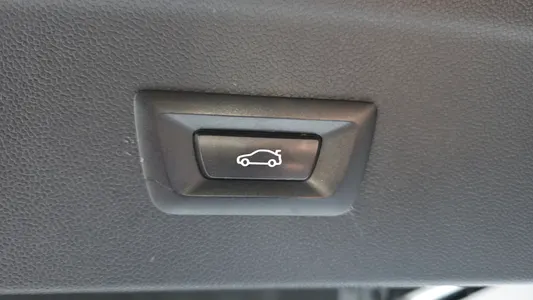 BMW iX xDrive50 2022 17