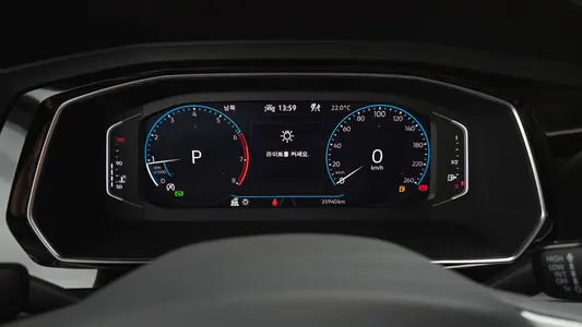 Volkswagen 7 1.5 TSI 2023 8