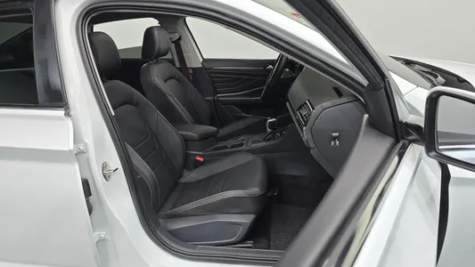 Volkswagen 7 1.5 TSI 2023 26