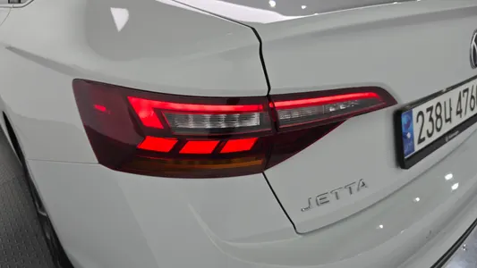Volkswagen 7 1.5 TSI 2023 23