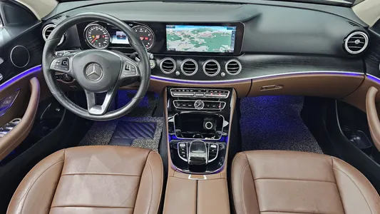 Mercedes-Benz E-Class W213 E200 2017 7
