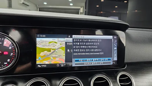 Mercedes-Benz E-Class W213 E200 2017 16
