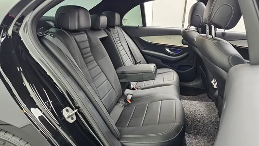 Mercedes-Benz E-Class W213 E250 2020 11