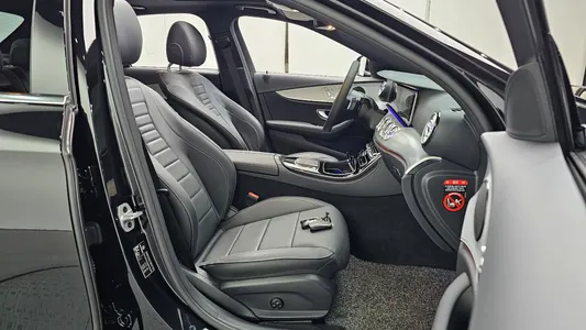 Mercedes-Benz E-Class W213 E250 2020 26