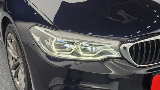 BMW 5 Series (G30) 530i M 2017 22
