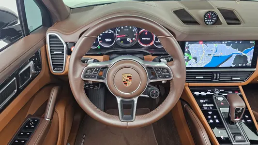 Porsche (PO536) 3.0 2019 13