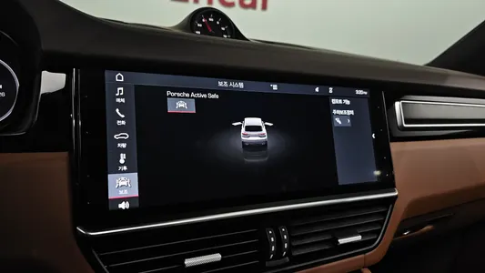 Porsche (PO536) 3.0 2019 16