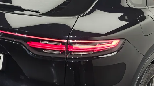 Porsche (PO536) 3.0 2019 24