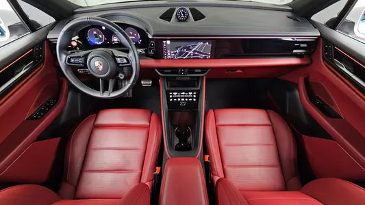 Porsche EV 4S 2025 6