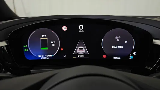 Porsche EV 4S 2025 7