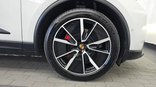 Porsche EV 4S 2025 21