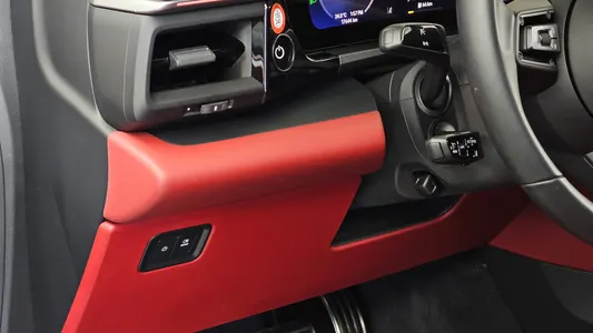 Porsche EV 4S 2025 29
