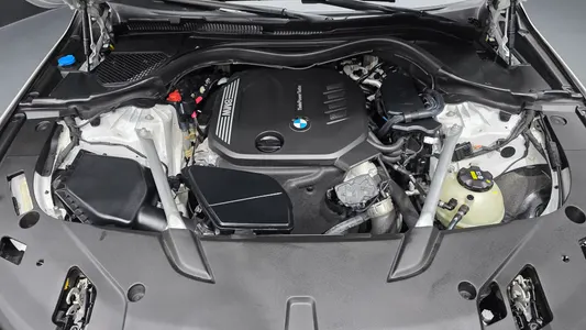 BMW 6 Series GT (G32) 620d xDrive M 2023 6
