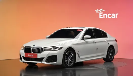 BMW 5 Series (G30) 520i M 2022 20