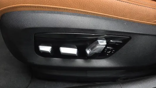BMW 5 Series (G30) 520i M 2022 31