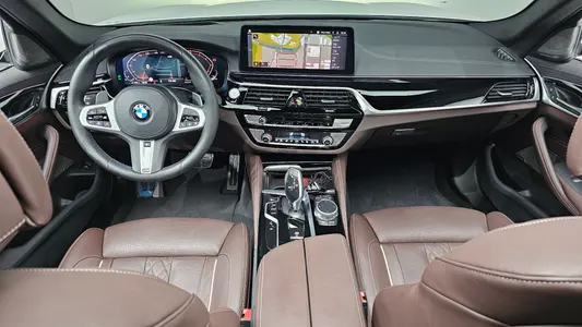 BMW 5 Series (G30) 530i M 2021 6