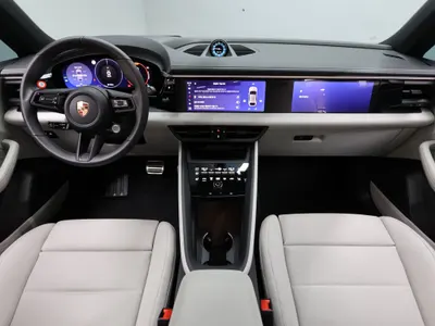 Porsche EV 4S 2025 7