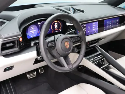 Porsche EV 4S 2025 9