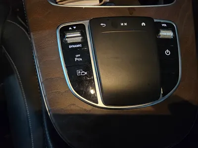 Mercedes-Benz E-Class W213 E300e 4MATIC 2021 12