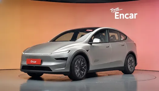 Tesla Y L AWD 2026
