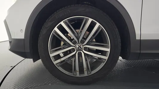 Volkswagen 2 2.0 TDI 2022 5