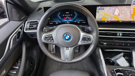 BMW i4 eDrive40 M 2023 13