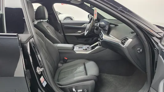 BMW i4 eDrive40 M 2023 26