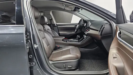 Hyundai IG 2.4 2018 10