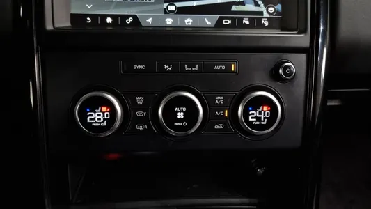 Land Rover 5 2.0 SD4 SE 2019 18
