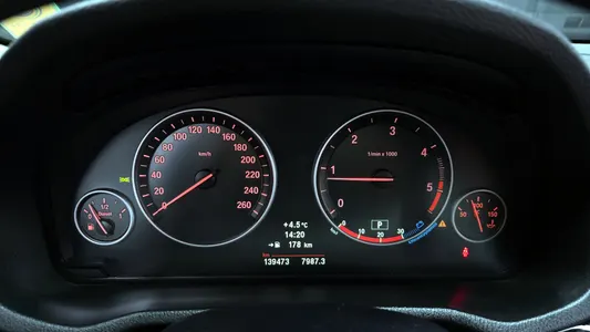 BMW X3 (F25) xDrive 20d 2011 8