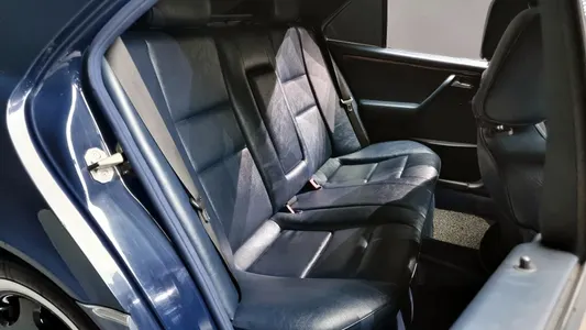 Mercedes-Benz C-Class C200 1996 12