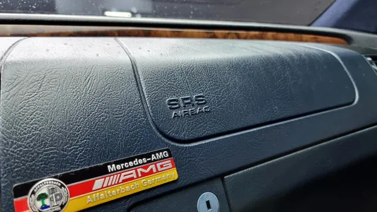 Mercedes-Benz C-Class C200 1996 18